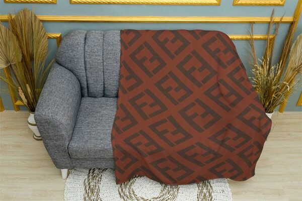 Плед «Фенді. Червоний патерн. Fendi. Red Pattern»