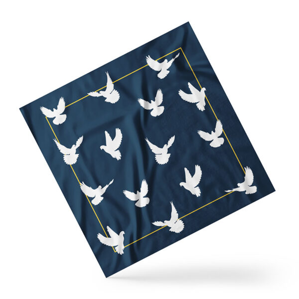 Платок «Голуби. Крылья свободы. Doves. Wings of freedom Blue»