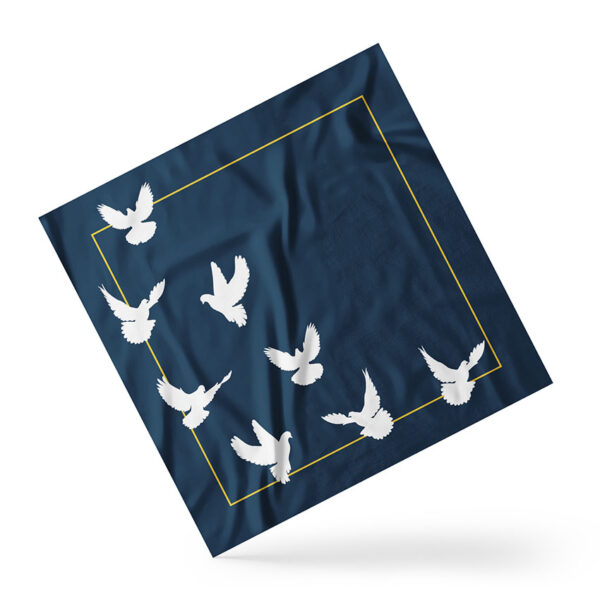Платок «Голуби. Крылья свободы. Doves. Wings of freedom Blue»