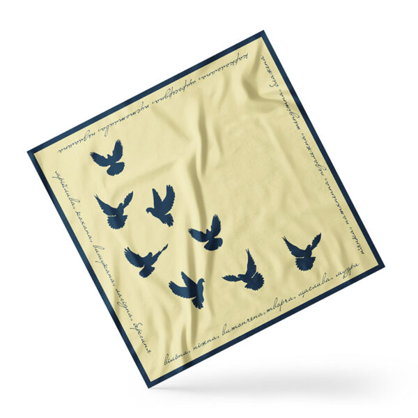 Платок «Голуби. Птицы мира. Pigeons. Birds of peace»