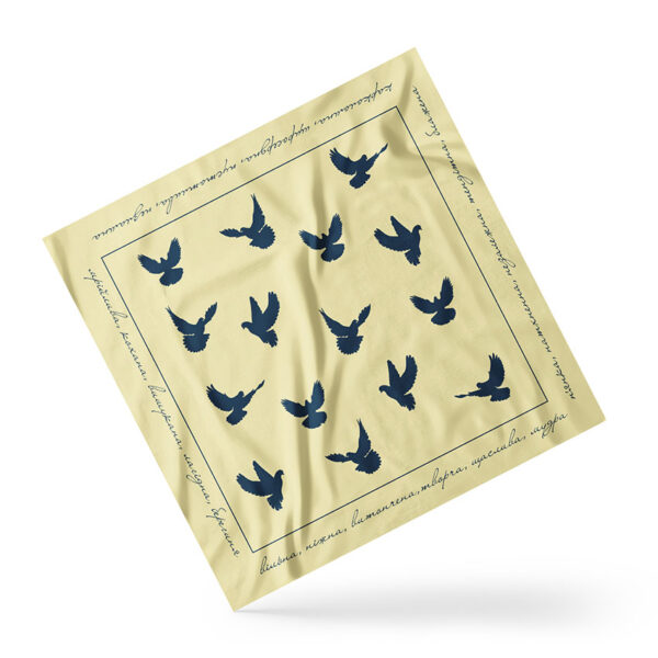 Платок «Голуби. Птицы мира. Pigeons. Birds of peace»