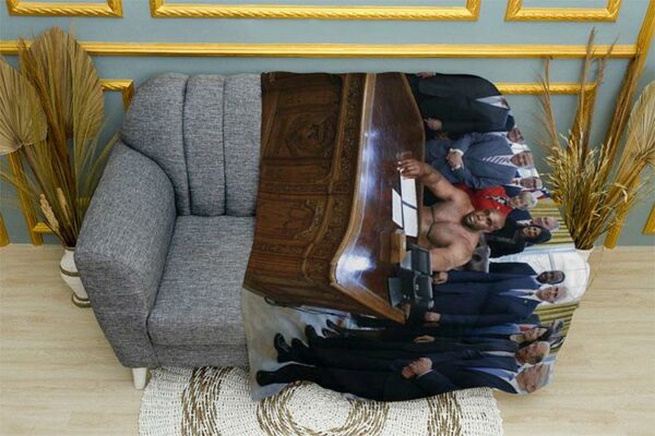 Плед «Барри Вуд. Кабинет президента. Barry Wood. President's Office»