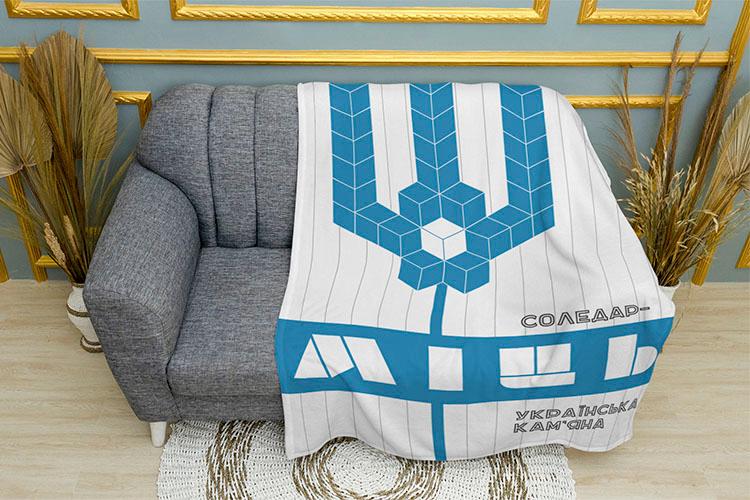 Плед «Украинская каменная мощь. Ukrainian stone power»