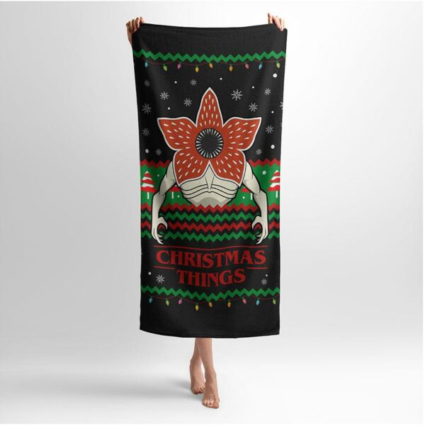Полотенце с принтом «Рождественский Демогоргон. Очень странные дела. Christmas Demogorgon. Stranger Things»