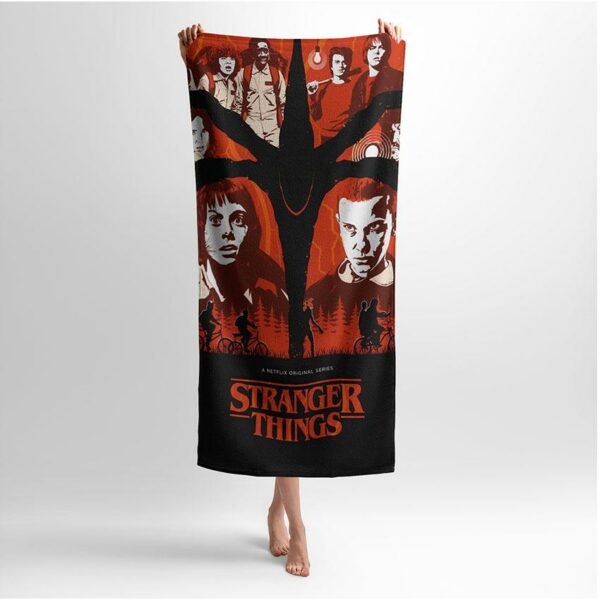 Полотенце с принтом «Очень странные дела. Темный мир. Stranger Things. Dark World»