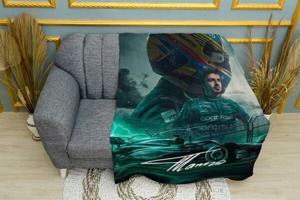 Плед «Фернандо Алонсо. Скорость Астон Мартин. Формула-1. Fernando Alonso. Aston Martin Speed. Formula-1»