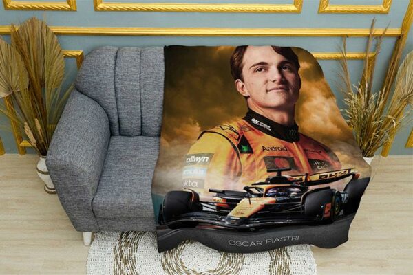 Плед «Оскар Пиастри. Новая Звезда. Формула-1. Oscar Piastri. New Star. Formula-1»